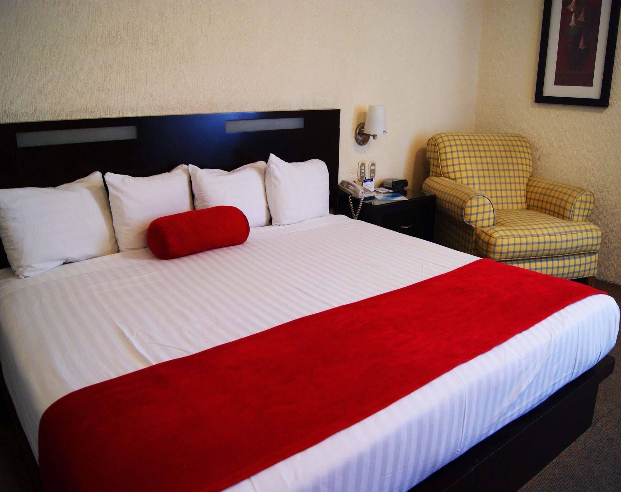 Hotel Santa Irene Guadalajara Eksteriør billede